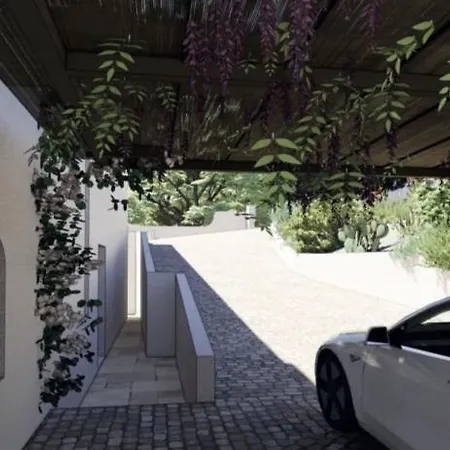 Les Oliviers